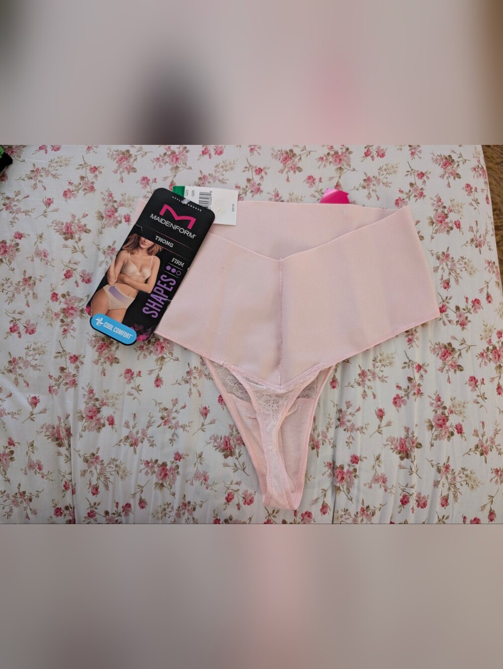 Maidenform Shapes Firm Control Thong | NWT | Size L